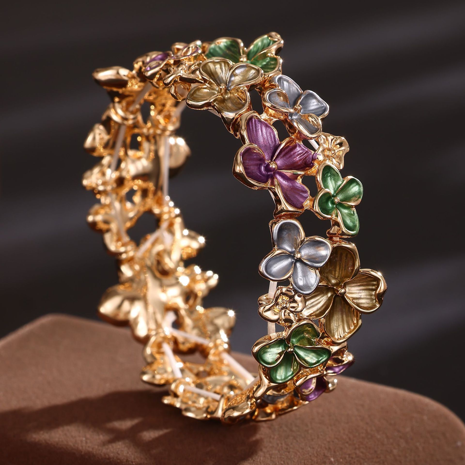 Enamel Little Sakura Elastic Bracelet Women's High-grade All-match Alloy Bracelet