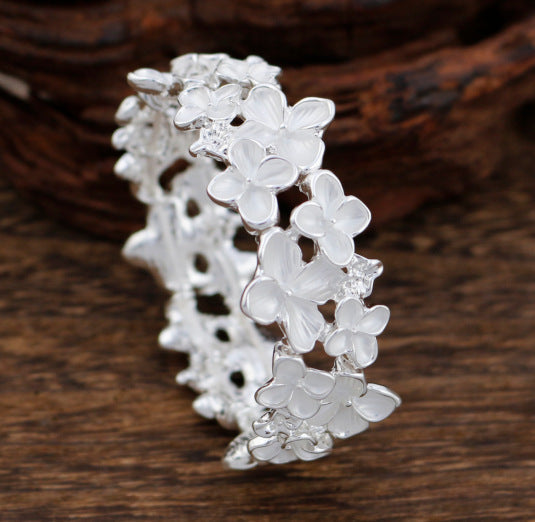 Enamel Little Sakura Elastic Bracelet Women's High-grade All-match Alloy Bracelet